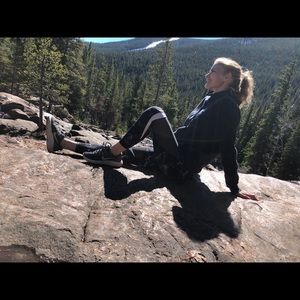 Meet your Posher, Sara